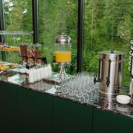 Capo Verde Hotel Батуми Екстериор снимка